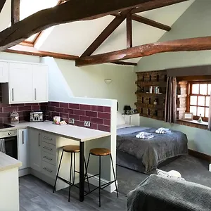 The Carriage House, 3a Apartment Bilbrough